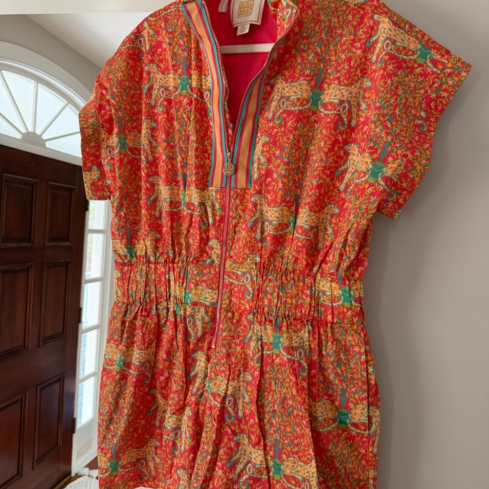 Bright Red Printed Zip-Front Women’s Dress - Picture 2 of 3